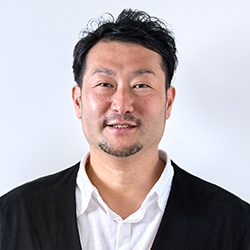 代表税理士　中山慎吾先生